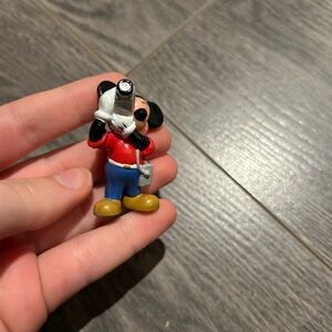 Old school camcorder mickey